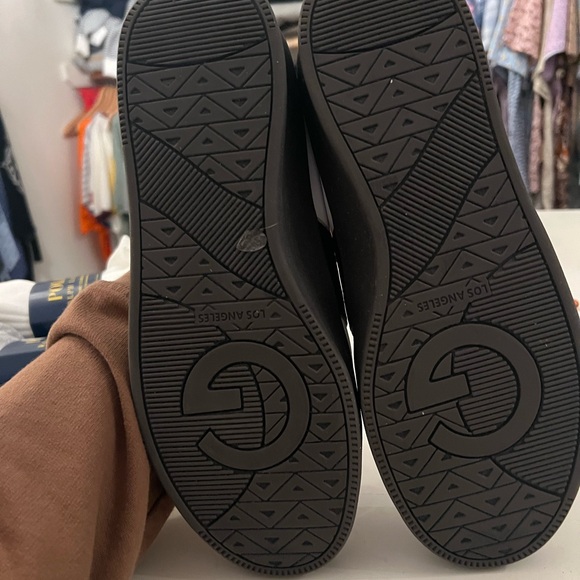 Women's White and Gray Guess Sneakers 10 - Picture 3 of 3